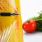 فیلم بسته بندی پلاستیکی چسبنده پی وی سی شفاف درجه مواد غذایی برای نگهداری مواد غذایی در یخچال